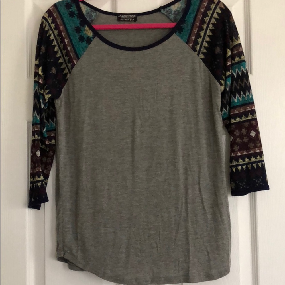 3/4 sleeve Aztec print top